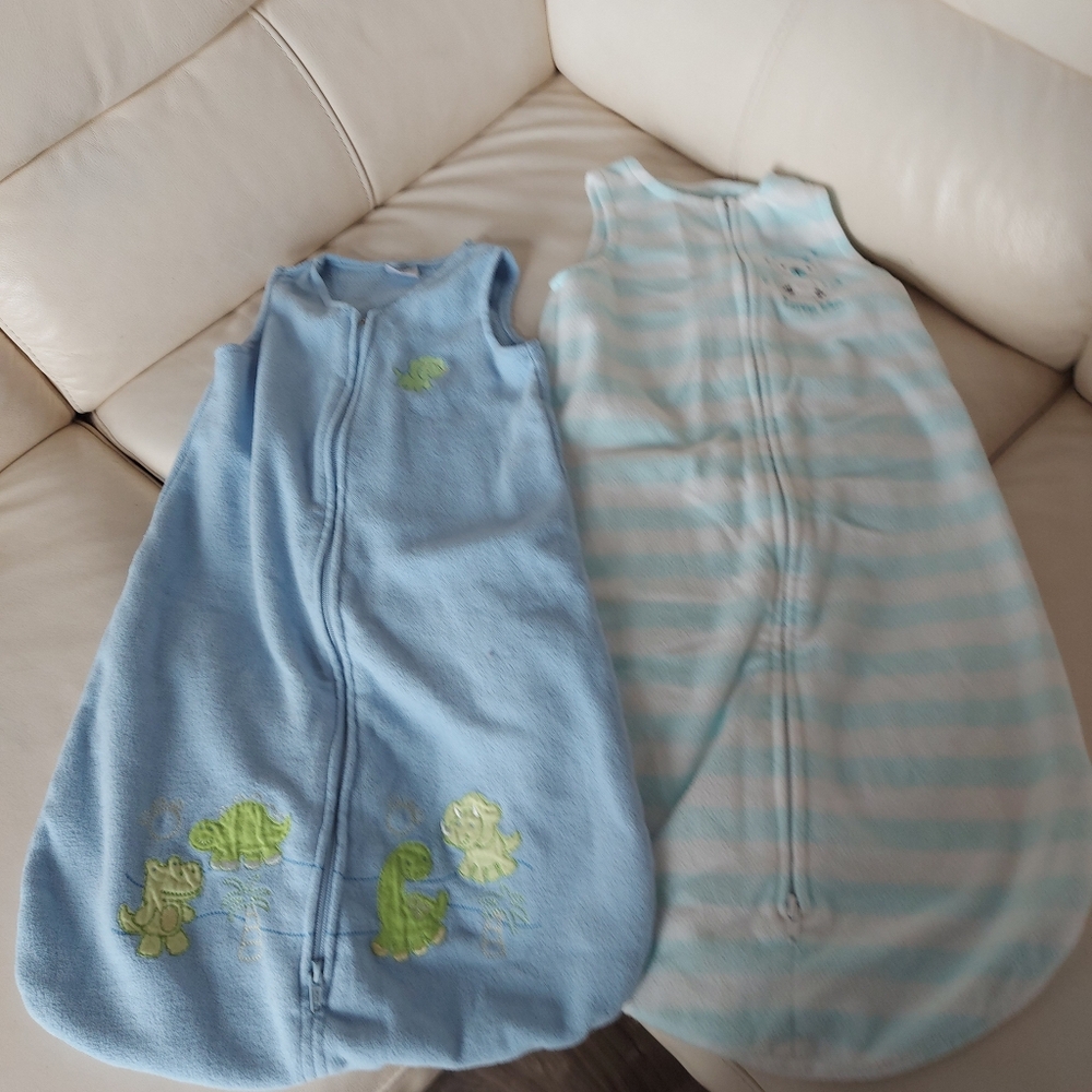 **3 Listings $20**                   Cozy Blue and White Infant Sleep Sacks